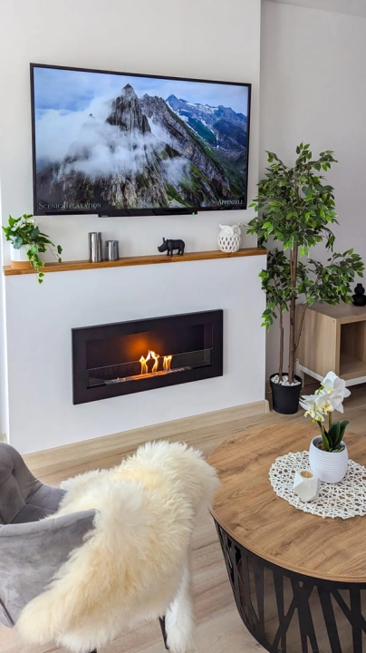 1200-Biokominek wiszący z szybą 900x400 Slim czarny strukturalny mat aranżacja 01.jpg